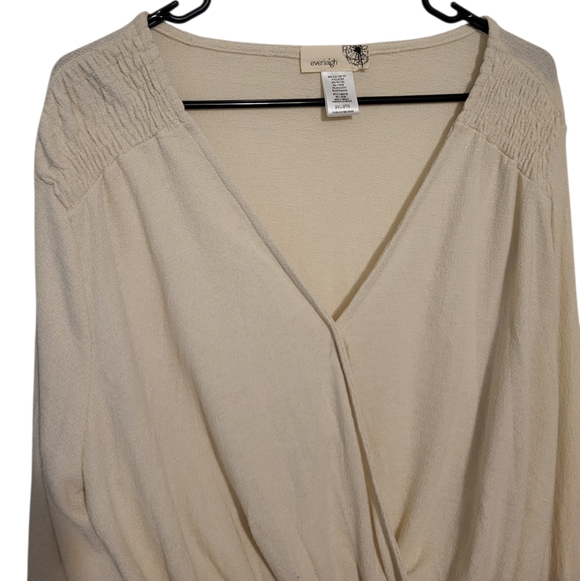 Everleigh Cream Wrap Front Smocked Cropped Long Sleeve Blouse, Plus Size 2XL NEW - Picture 2 of 6